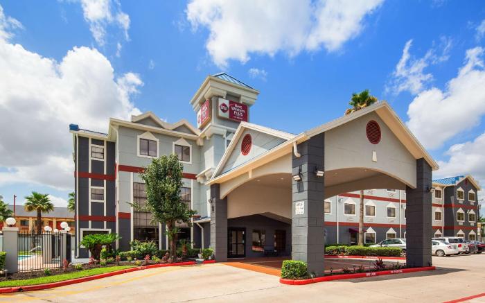 Best Western Plus Northwest Inn and Suites