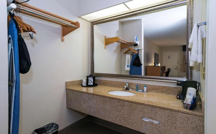 Best Western Airport Inn