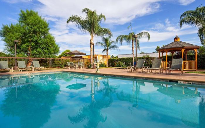 Best Western Plus Fresno Airport Hotel