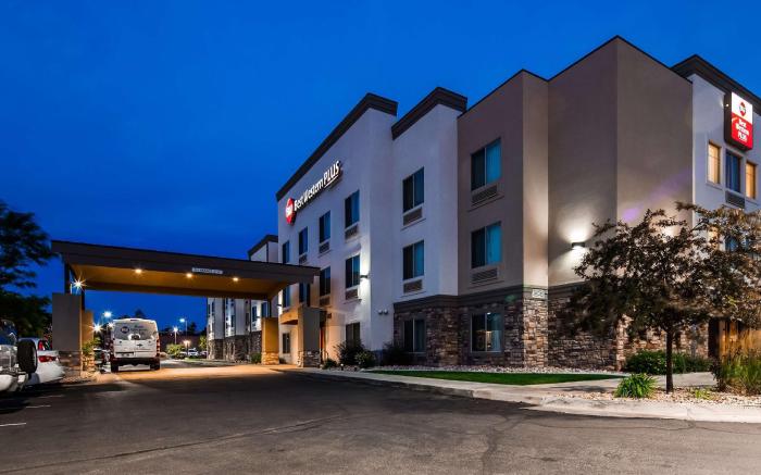 Best Western Plus Airport Inn and Suites