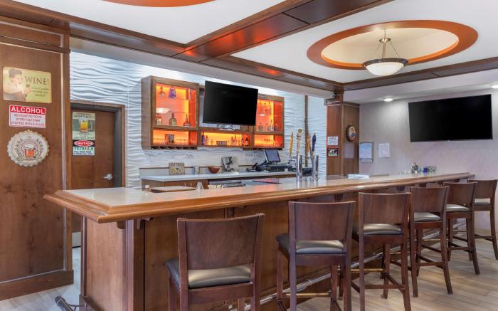 Best Western PLUS Fort Stockton Hotel