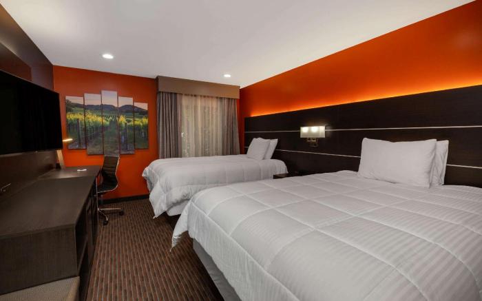 Hotel Vinea, a Travelodge by Wyndham