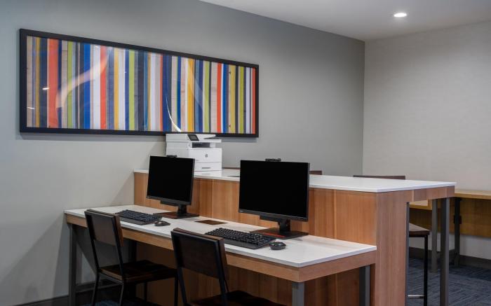 Holiday Inn Express and Suites Gilbert Mesa Gateway Airport By IHG