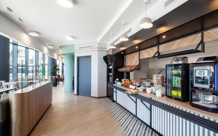 B&B HOTEL Nice Aeroport Arenas