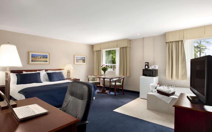 Travelodge by Wyndham Trenton