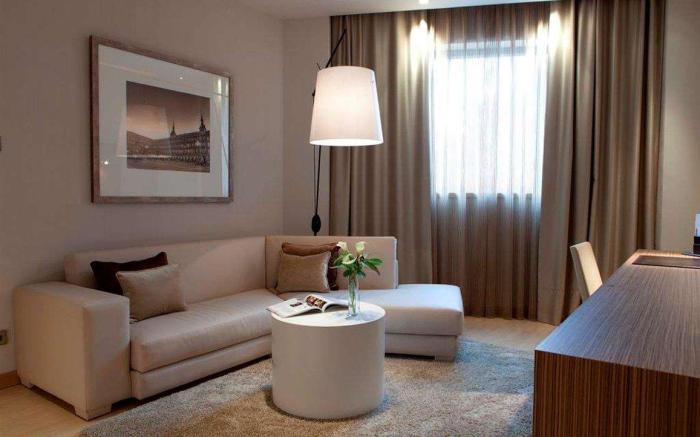 Hotel Maydrit Airport