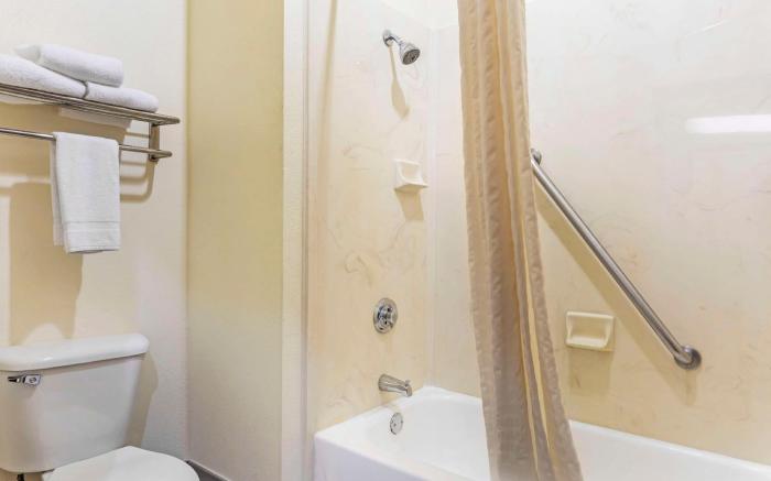 Best Western Fort Worth Inn & Suites