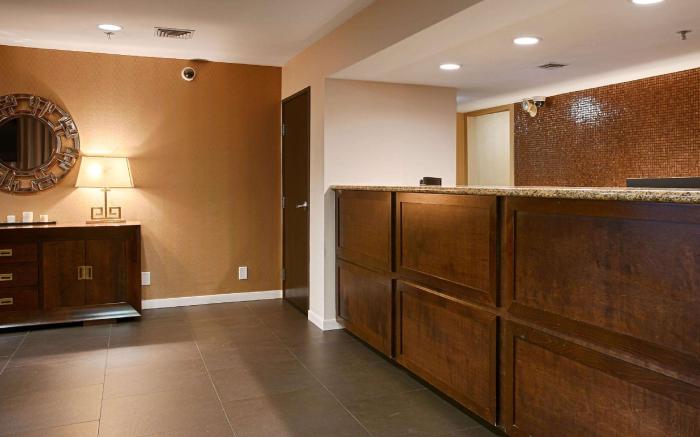 Best Western Plus Rancho Cordova Inn