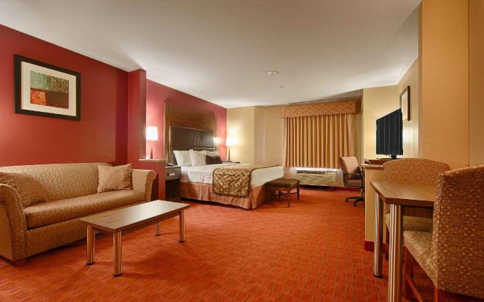 Best Western Plus Woodland Hills Hotel & Suites