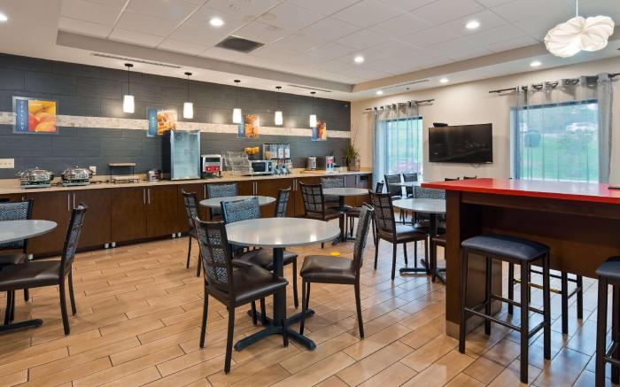 Best Western Plus Sunrise Inn