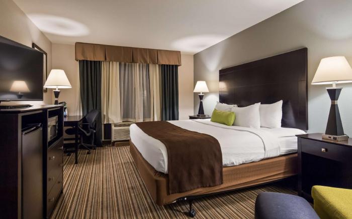 Best Western Plus Sunrise Inn