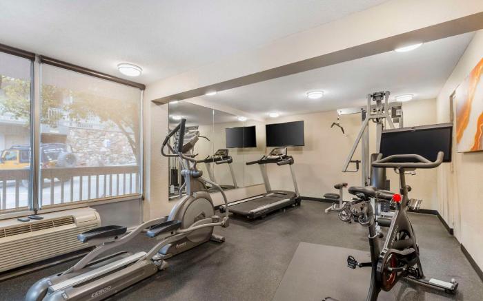 Best Western Plus Landing View Inn and Suites
