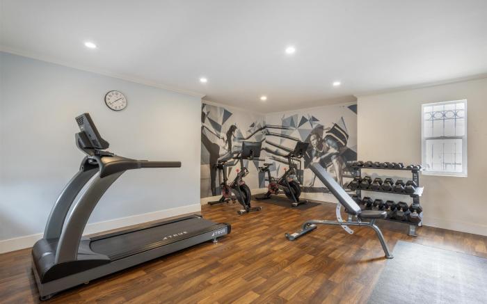 Best Western Plus Executive Suites