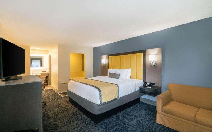 Baymont by Wyndham Franklin