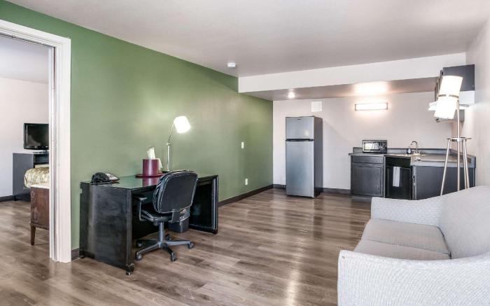 Suburban Studios Neenah-Appleton
