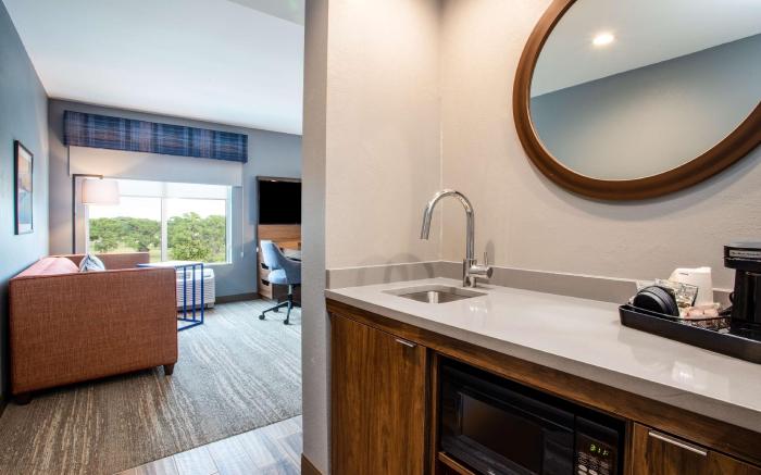 Hampton Inn & Suites North Port