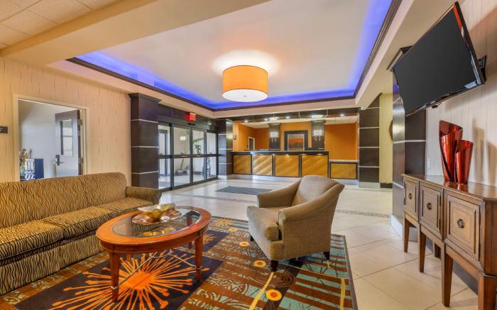 Best Western PLUS Midland Suites