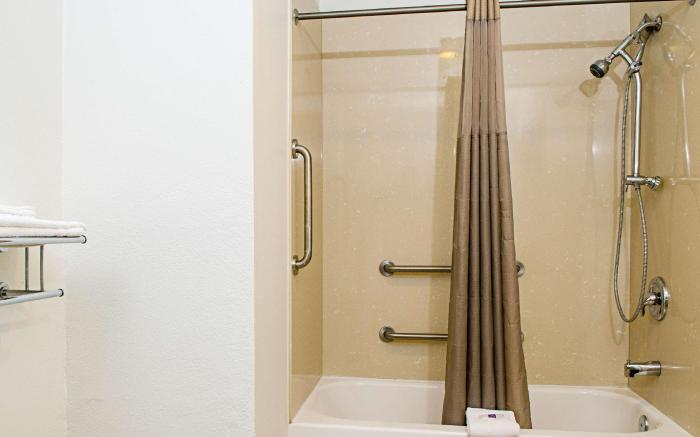 Motel 6 Modesto, CA - Downtown