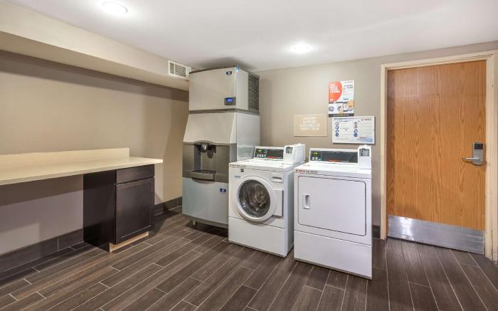 Best Western Plus North Las Vegas Inn & Suites