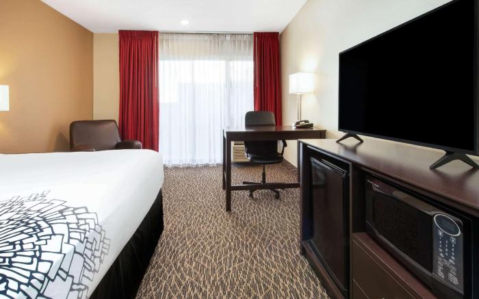 La Quinta Inn by Wyndham Clearwater Central