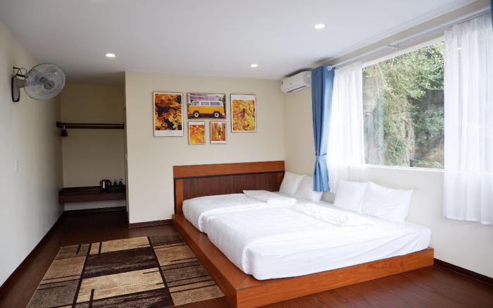 Twin Room with Mountain View