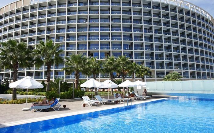 Crystal Centro Resort