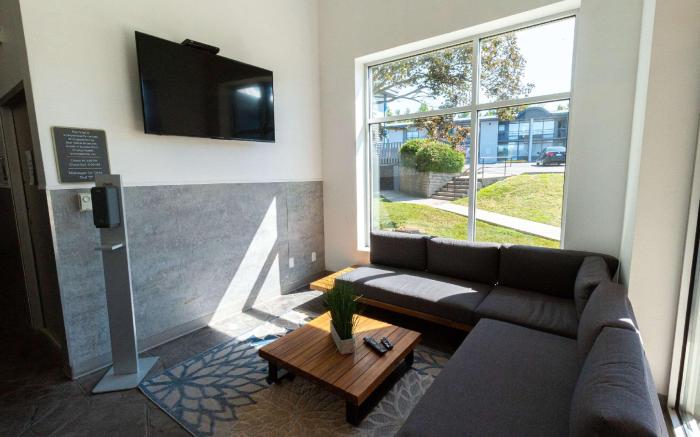 Comfort Suites Kingston Central