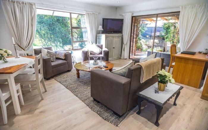 Waybury Cottage - a cozy home from home !
