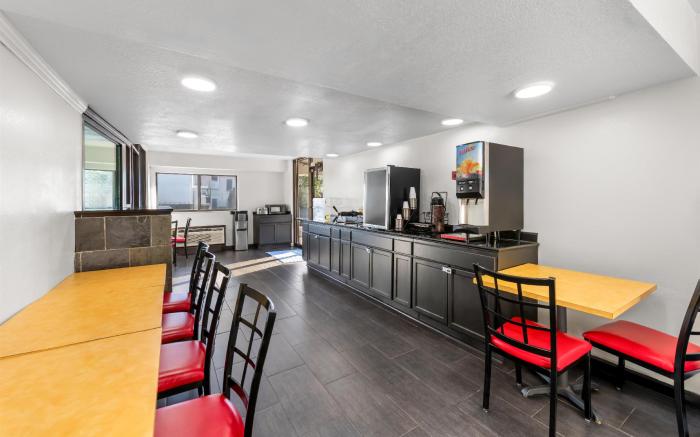 Americas Best Value Inn Kansas City E Independence