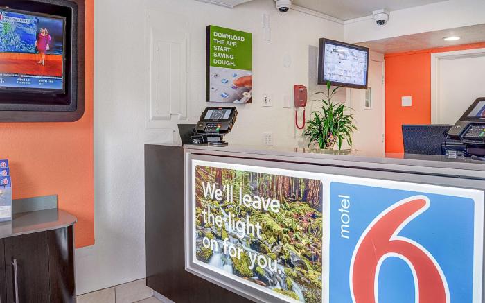 Motel 6 Portland, OR - Central
