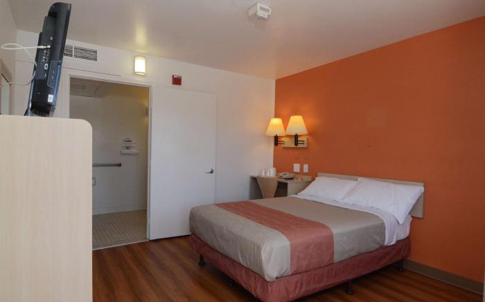 Motel 6 Indio, CA - Palm Springs