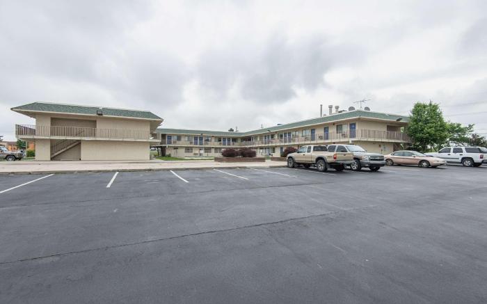 Motel 6 Kansas City, MO - Airport