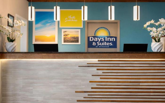 Days Inn by Wyndham Suites Fredericksburg