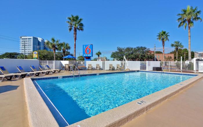 Motel 6 Destin, FL