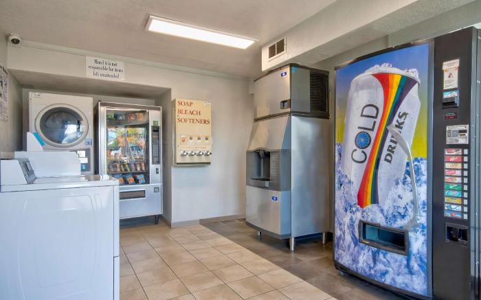 Motel 6 Albuquerque, NM - Carlisle