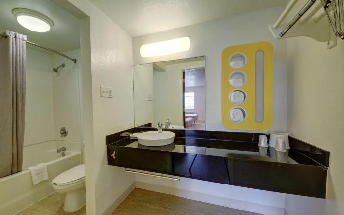 Motel 6 San Antonio, TX - Downtown - Market Square