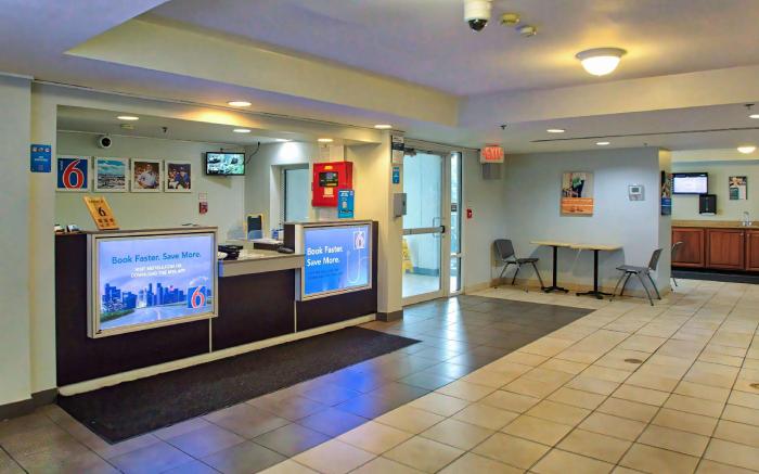 Motel 6 Buffalo, NY - Airport - Williamsville