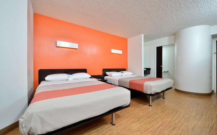 Motel 6 Plano, TX - West - Frisco