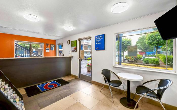 Motel 6 Portland, OR - Downtown