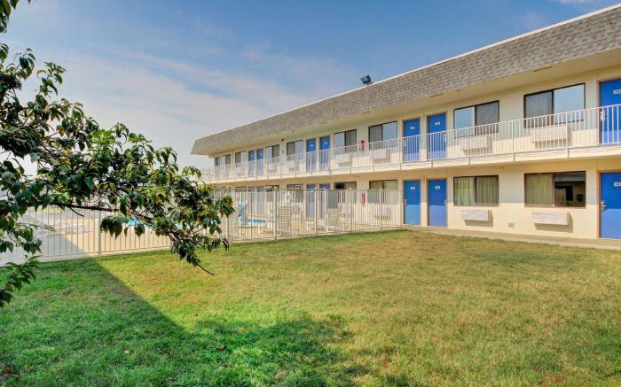 Motel 6 Wichita, KS