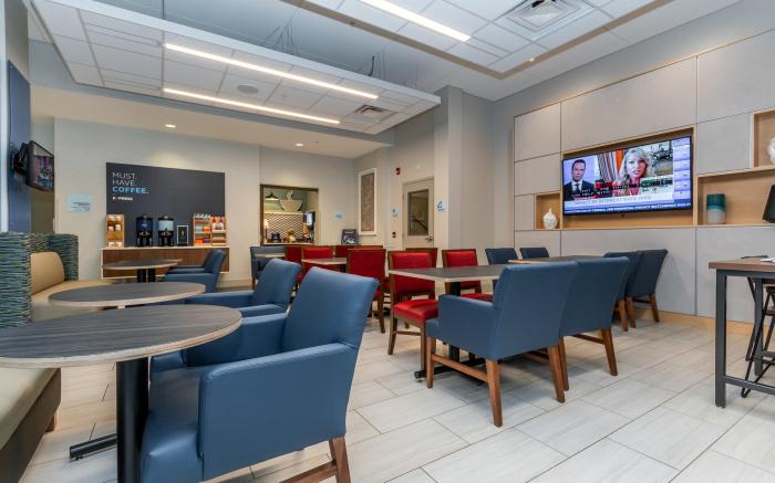 Holiday Inn Express and Suites Chilliwack East By IHG