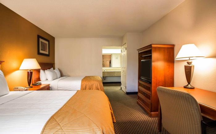 Clarion Inn Columbia Airport