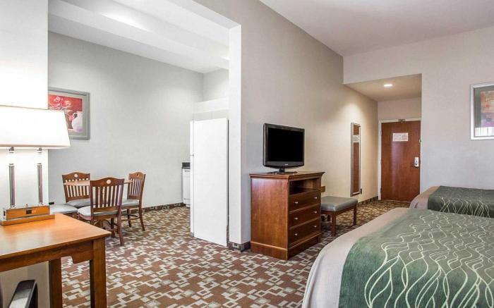 Comfort Inn & Suites
