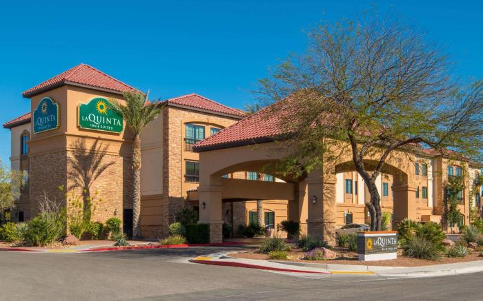 La Quinta Inn & Suites by Wyndham Las Vegas Airport South
