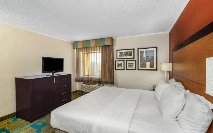 Baymont by Wyndham Meridian