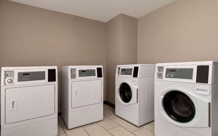 Wyndham Garden Atlanta Airport