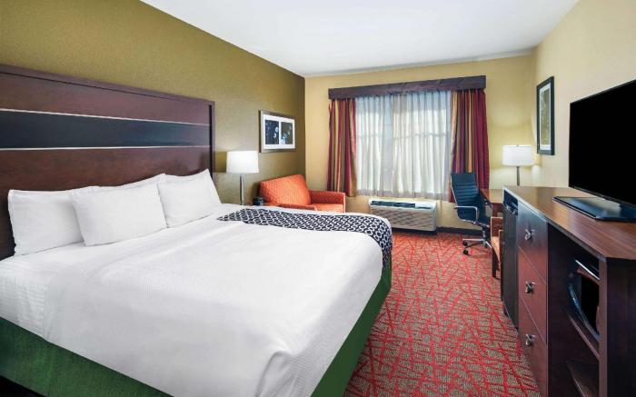 La Quinta Inn & Suites by Wyndham Oxford - Anniston