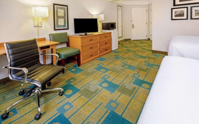 La Quinta Inn & Suites by Wyndham Salt Lake City Airport