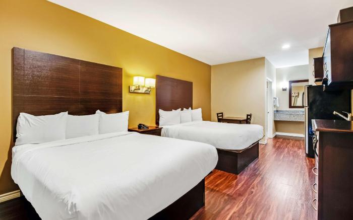 Americas Best Value Inn Houston at FM 529
