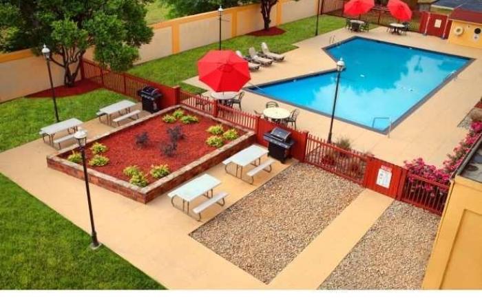 District 3 Hotel, Ascend Hotel Collection